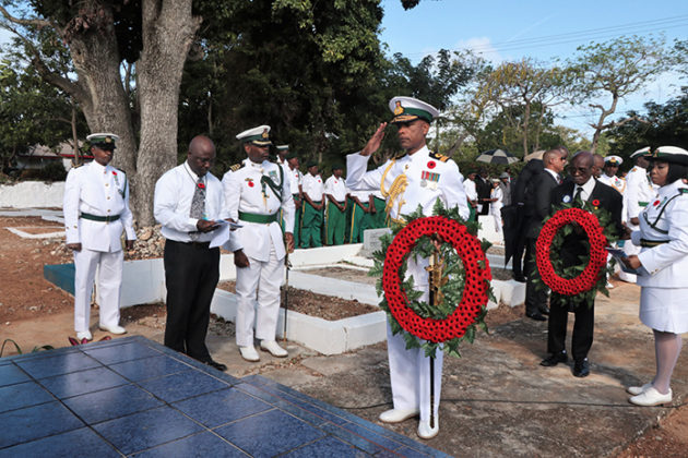 The Bahamas Pays Respects at Veterans Cemetery | Bahamaspress.com