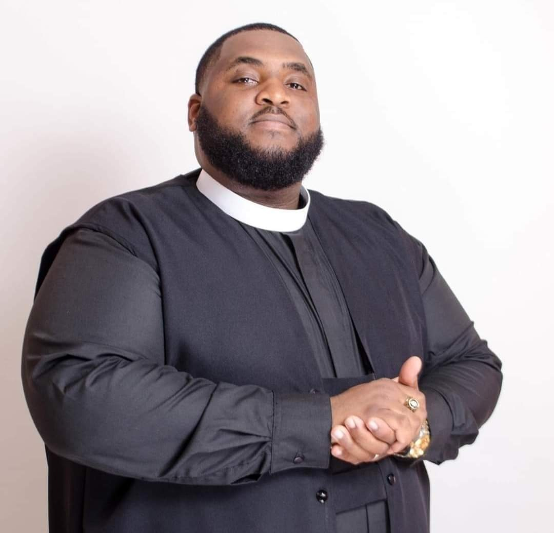 Well, Da Church of God former youth minister has gone to JAIL after 'thiefin' public money!!! - Vimarsana News